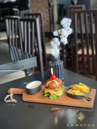 Black Angus Burger