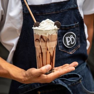 Batido de Oreo (16 oz.)