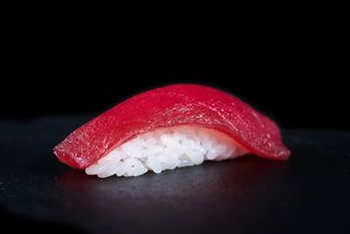 Sushi De Atún (6 Pzs.)