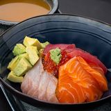 კაისენ დონი ზღვის პროდუქტებით 