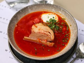 Борщ зі свинячим реберцем (300г)