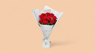 12 წითელი ჰოლანდიური ვარდი