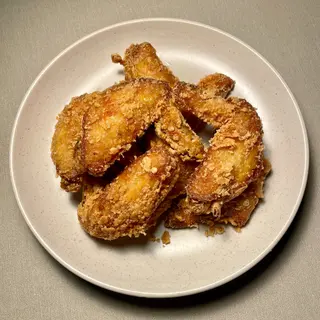 Alitas de pollo fritas 炸鸡翅