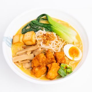 R04 Chicken miso ramen