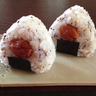 Onigiri UMEJISO