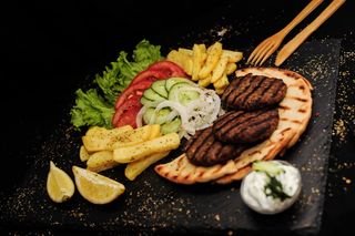 Порция Телешко кюфте (3бр-690г)