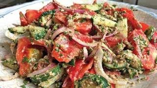 Insalata alla contadina con crema di noci