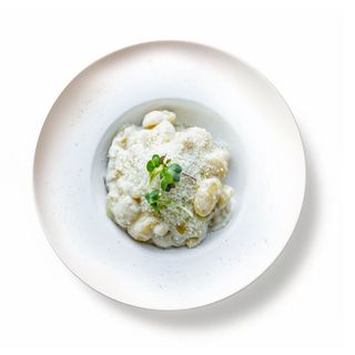 Pasta con salsa cremosa de Gorgonzola y Pera