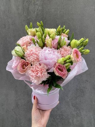 Flower box "NIEZIEMSKIE POŁĄCZENIE