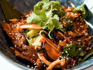 Локшина з телятиною (230 g)