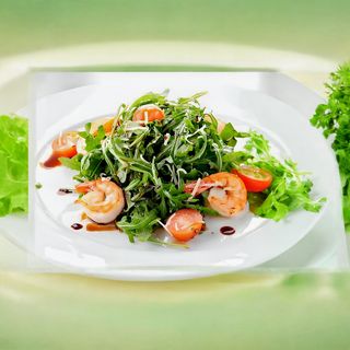 Салат "Руккола с креветками"