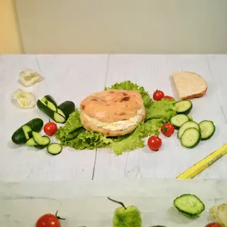 Lepinja sa kajmakom