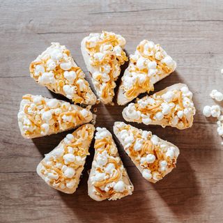 BROWNIE SŁONY KARMEL & POPCORN (LOW FODMAP)