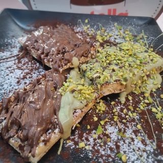 Pippo il waffle, al Pistacchio