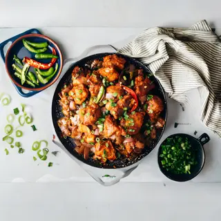 Chilli chicken dry - basmati riža