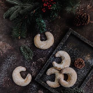 HAZELNUT MOON SHORTBREAD 