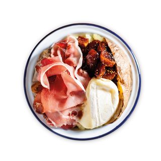 Tomino al forno, speck e fichi caramellati al balsamico