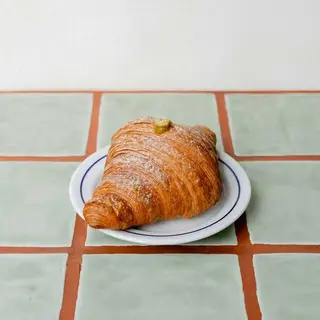 Pistachio Croissant