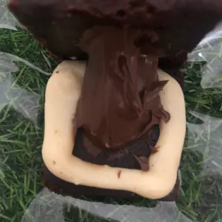 Quadradinho de brownie Ninho com Nutella