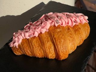 Полунична насолода