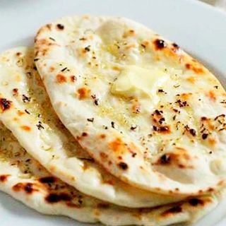 NAAN MANTEQUILA