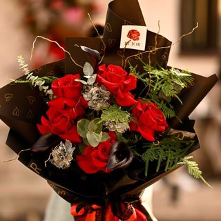 Buchet Vreau in Bratele Tale