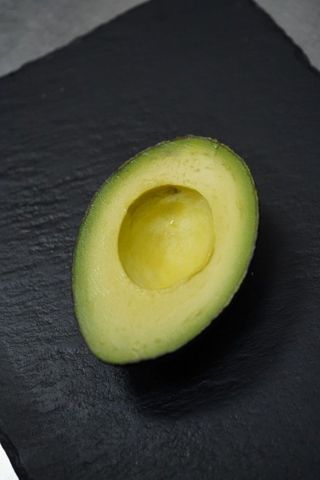 Авокадо (40г)
