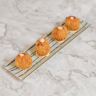 Croquetas caseras de gambas y pollo (4 Uds.)