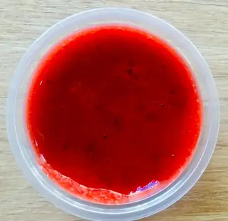 Polewa truskawkowa
