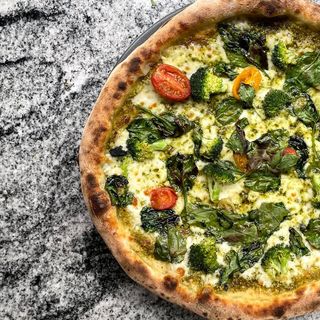 PIZZA PESTO PRIMAVERA