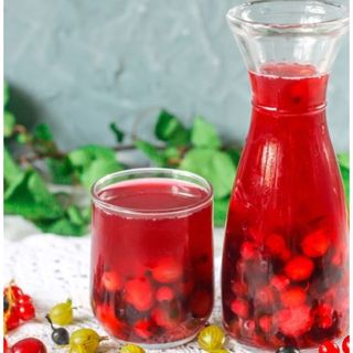 Компот ягідний власного виробництва 1л