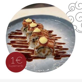 121. Ebiten Salmon Roll (8 pzs.)