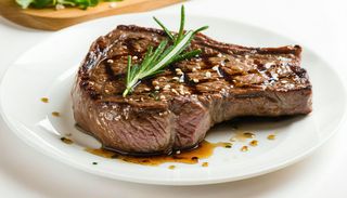 Свинска вратна пържола без кост