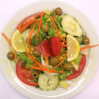 13. Garden Green Salad