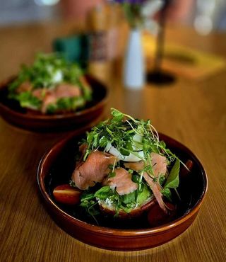 Smoke salmon and eggs on toast