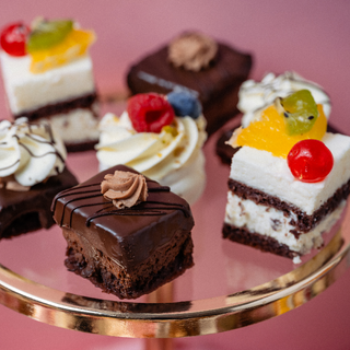 Platou mini-prajituri 1kg