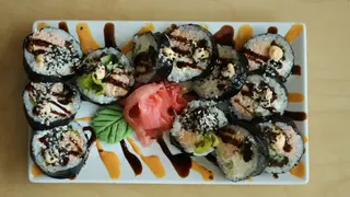 Futomaki Salmon Teriyaki 12szt