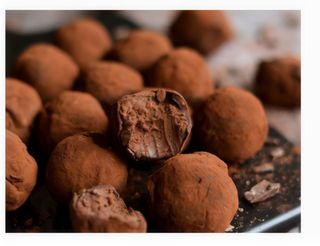 Trufas Artesanas De Chocolate Negro (5 Uds.)