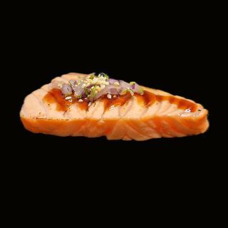Tataki Salmon 