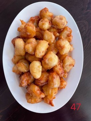 47 Пиле Деликатес - панирани хапки с пикантен сос