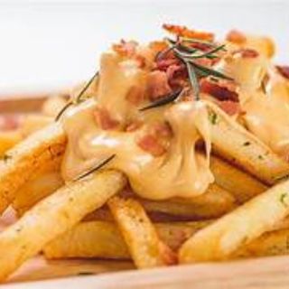 Patatas Fritas con Cheddar 