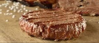 Hambúrguer de Vitela com Ovo