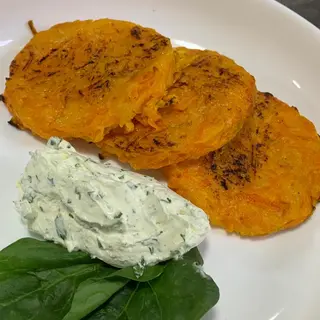 Драники с тыквой и морковью 