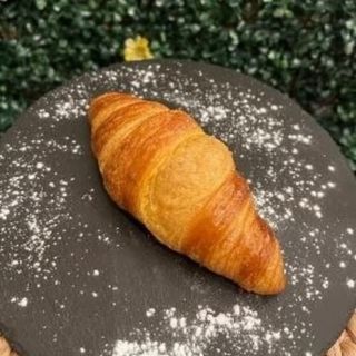 Croissant De Mantequilla