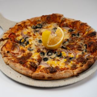 Pizza al tono e cipolla Ø 28cm