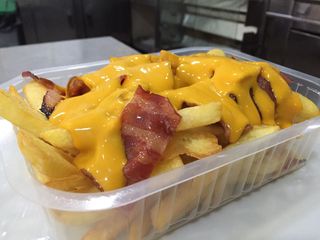 Patatas cheese bacon