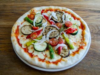 PIZZA DE VERDURA