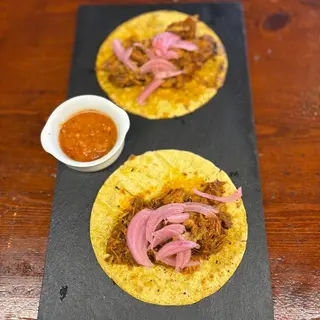 Taco chapulin 