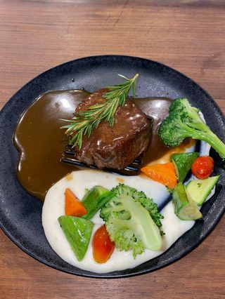 Plat Mingon À La Grille