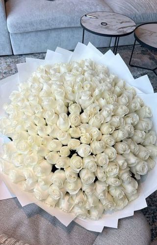 101 trandafiri albi - Pur elegance